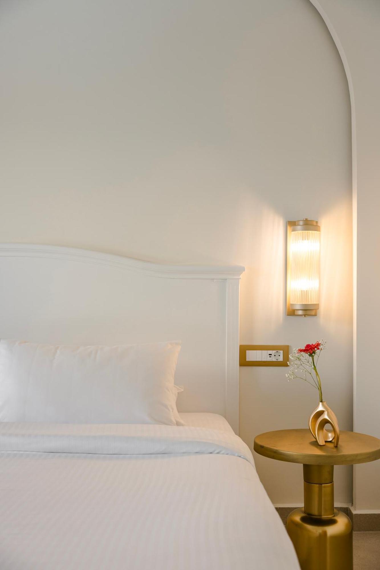 Alley Boutique And Argostoli (Kefalonia)