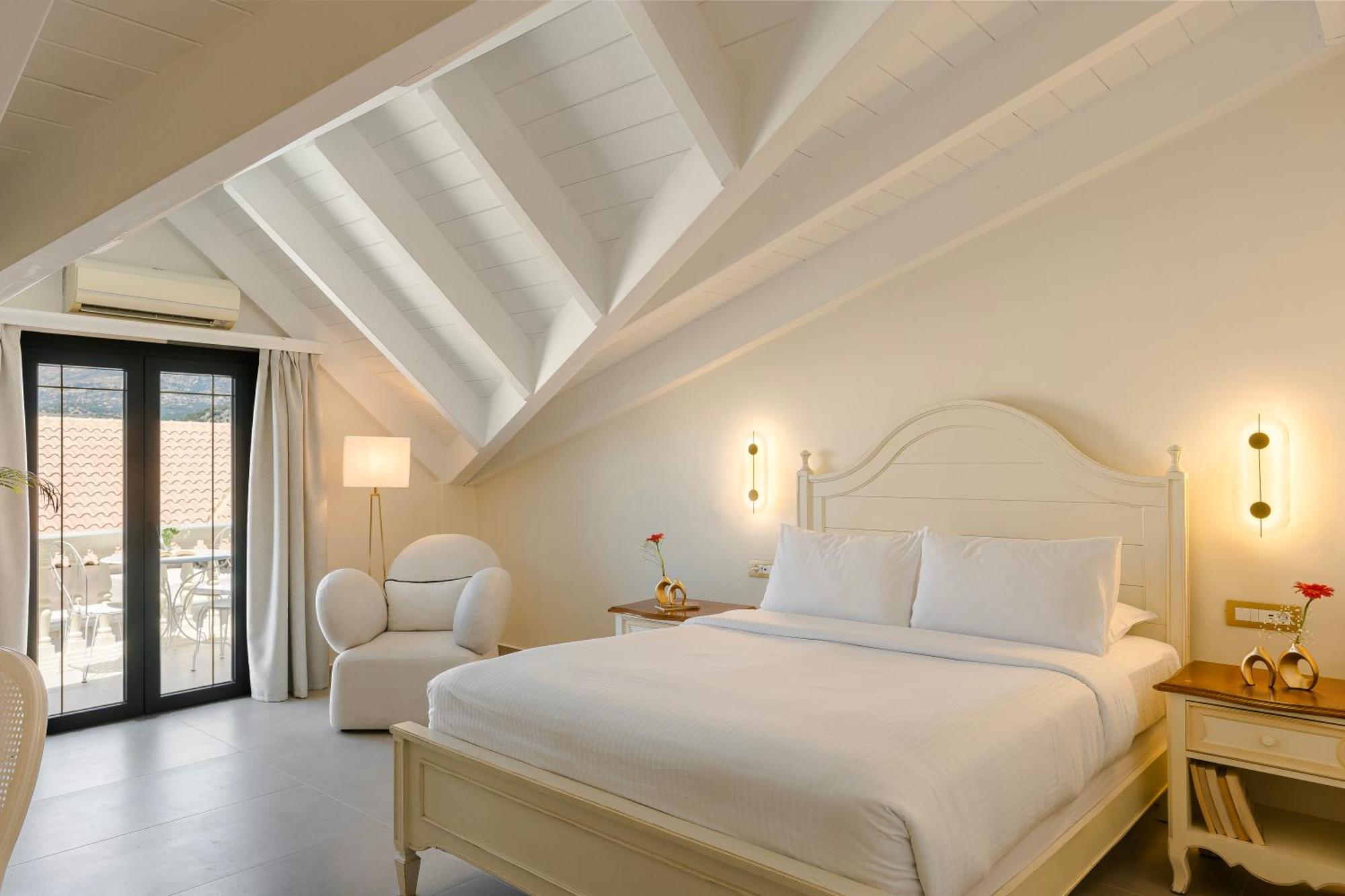 Alley Boutique And Argostoli (Kefalonia)