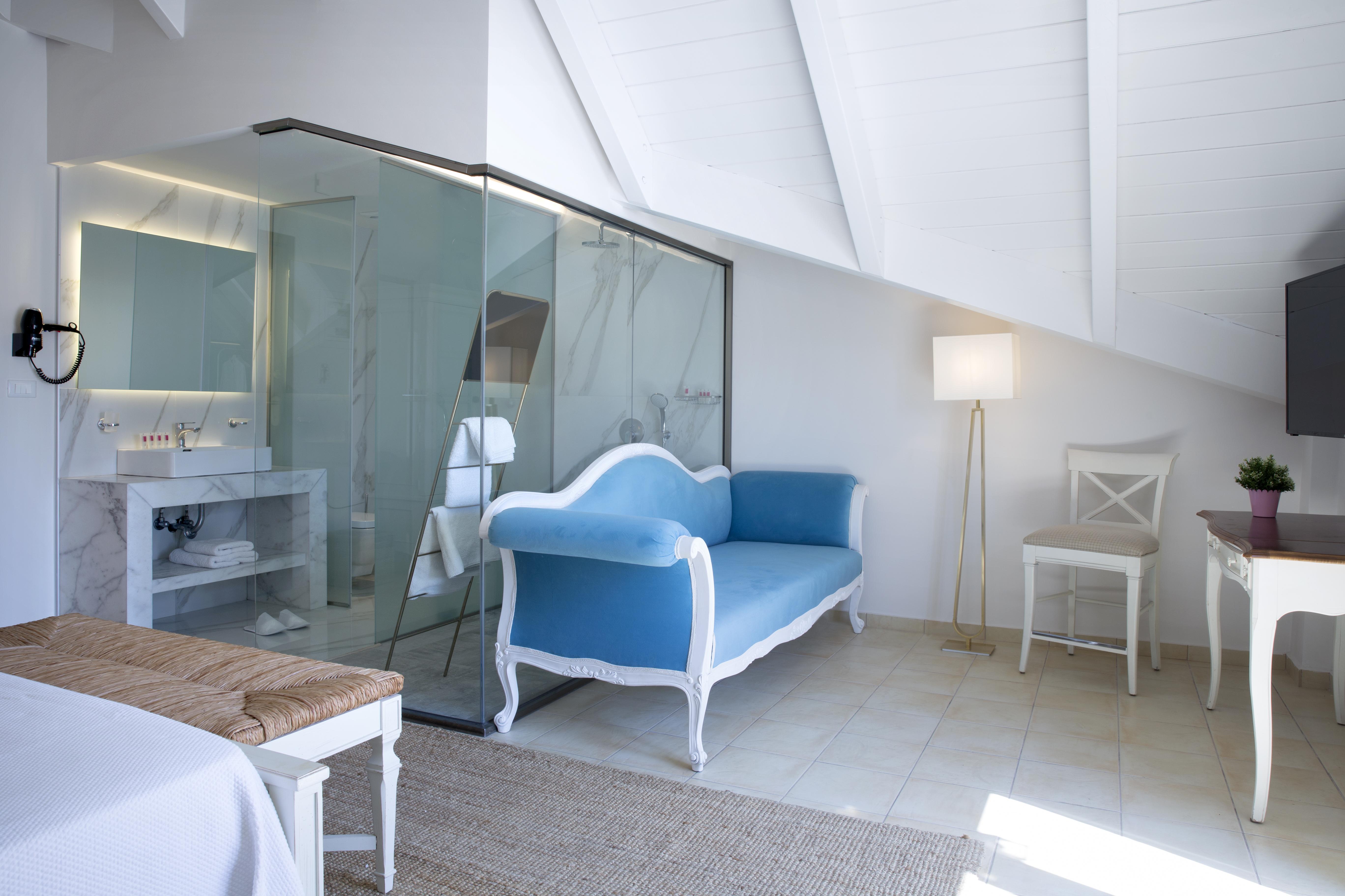 Alley Boutique And Отель 4*